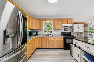 86 Wolfeboro Hwy, Alton, NH 03809 - Photo 6