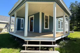 44 Prospect St, Lancaster, NH 03584 - Photo 4