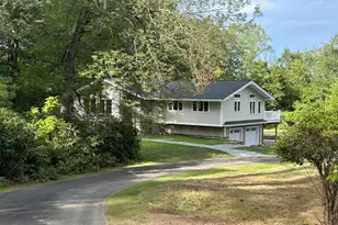19 Crown Hill Rd, Atkinson, NH 03811 - Photo 4