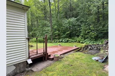 11 Hillside Street, Hillsboro, NH 03244 - Photo 14