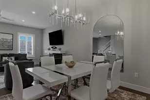 8 Elise Ave, Londonderry, NH 03053 - Photo 14