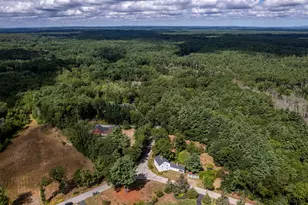 21 Currier St, South Hampton, NH 03827 - Photo 6