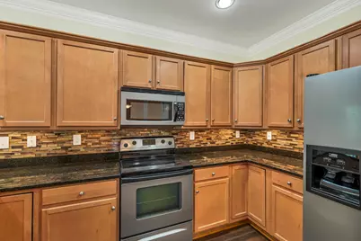 4 Henry David Drive #203, Nashua, NH 03062 - Photo 6