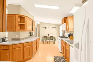 4 Ivy Ln, Farmington, NH 03835 - Photo 2