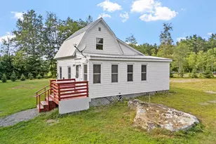 2877 Mt Moosilauke Hwy, Haverhill, NH 03780 - Photo 2