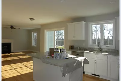 313 Karatzas Avenue #Lot 19, Manchester, NH 03104 - Photo 4