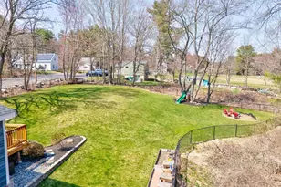 62 Hooksett Rd, Auburn, NH 03032 - Photo 22