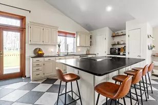 62 Hooksett Rd, Auburn, NH 03032 - Photo 10