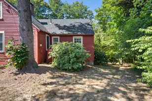 468 Union Ave, Laconia, NH 03246 - Photo 16