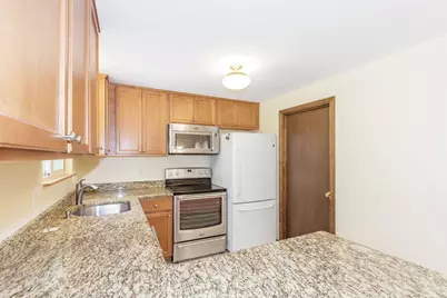 87 Oakridge Drive, Londonderry, NH 03053 - Photo 16