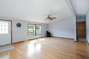 4 Freedom Dr, Dover, NH 03820 - Photo 10