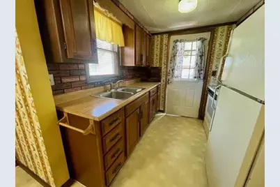 14 Marne Avenue, Berlin, NH 03570 - Photo 2