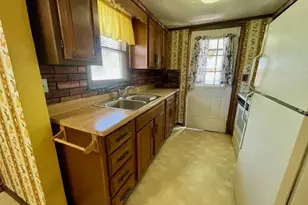 14 Marne Ave, Berlin, NH 03570 - Photo 2