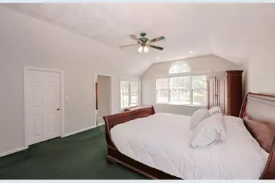 50 Dutton Road, Pelham, NH 03076 - Photo 8