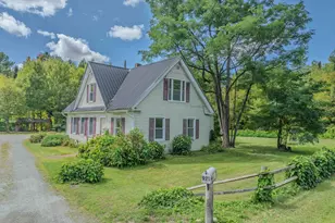 921 Old Waterford Rd, Littleton, NH 03561 - Photo 4