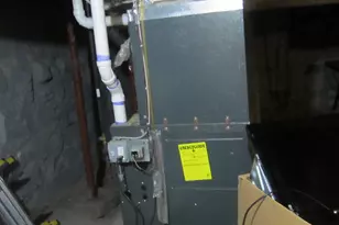 162 Central St, Manchester, NH 03103 - Photo 14