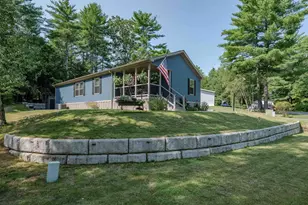 27 Murray Dr, Rochester, NH 03868 - Photo 2