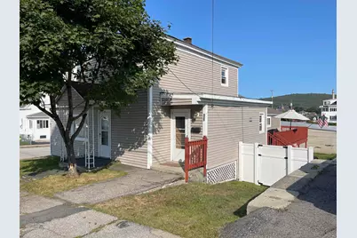 820 Fourth Avenue, Berlin, NH 03570 - Photo 2