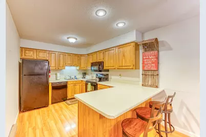 227 Main Street #231, Lincoln, NH 03251 - Photo 6