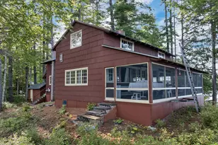 46 Laurel Island Ln, Holderness, NH 03245 - Photo 2