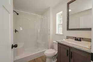 25 Schult St, Keene, NH 03431 - Photo 6