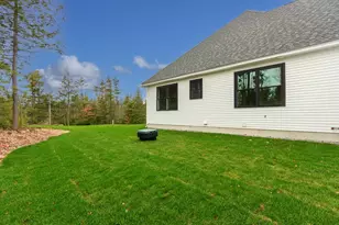 36 Westover Ln, Bow, NH 03304 - Photo 14