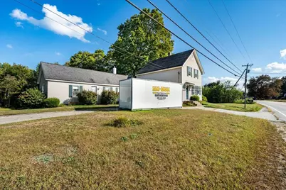 343 Charles Bancroft Highway, Litchfield, NH 03052 - Photo 4