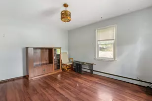 166 Glen Ave, Berlin, NH 03570 - Photo 14