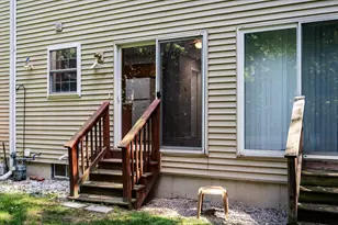 49 Harvell St, Manchester, NH 03102 - Photo 16
