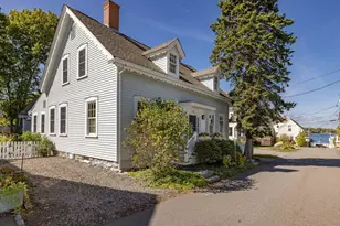 15 Atkinson St, New Castle, NH 03854 - Photo 2