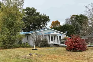 2849 Dartmouth College Hwy, Haverhill, NH 03774 - Photo 2