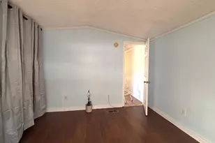 4 Trail St, Franklin, NH 03235 - Photo 16