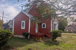 27 Highland St, Rochester, NH 03868 - Photo 6