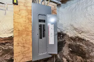 261 N Main St, Franklin, NH 03235 - Photo 28