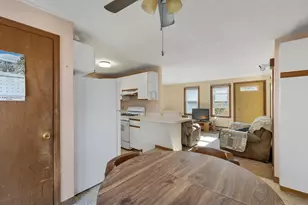 45 Whittier Dr, Fremont, NH 03044 - Photo 12
