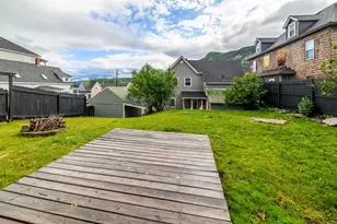 266 Madison Ave, Berlin, NH 03570 - Photo 26