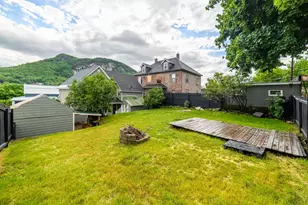 266 Madison Ave, Berlin, NH 03570 - Photo 8