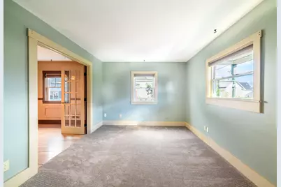 266 Madison Avenue, Berlin, NH 03570 - Photo 10