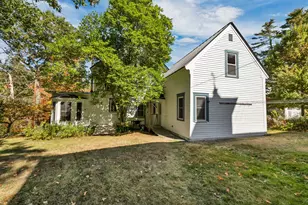 829 Bearcamp Hwy, Tamworth, NH 03883 - Photo 6