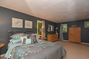 301 N Amherst Rd, Bedford, NH 03110 - Photo 46