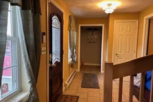 14A Reed St, Londonderry, NH 03053 - Photo 2