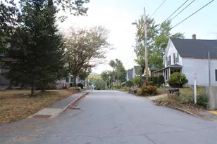 13 Maple St, Lincoln, NH 03251 - Photo 10