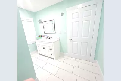 170 Myrtle Street, Claremont, NH 03743 - Photo 24