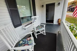 170 Myrtle St, Claremont, NH 03743 - Photo 4