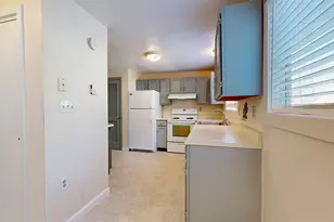 801 US Rt 1, York, ME 03904 - Photo 2