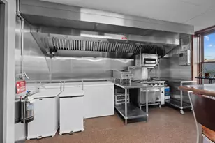 20 Ladd St, Portsmouth, NH 03801 - Photo 14