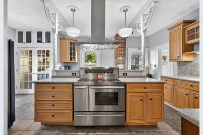 84 East Broadway Street, Derry, NH 03038 - Photo 14