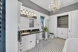 84 East Broadway St, Derry, NH 03038 - Photo 44