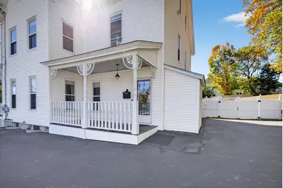 84 East Broadway Street, Derry, NH 03038 - Photo 8