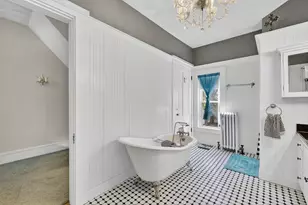 84 East Broadway St, Derry, NH 03038 - Photo 42